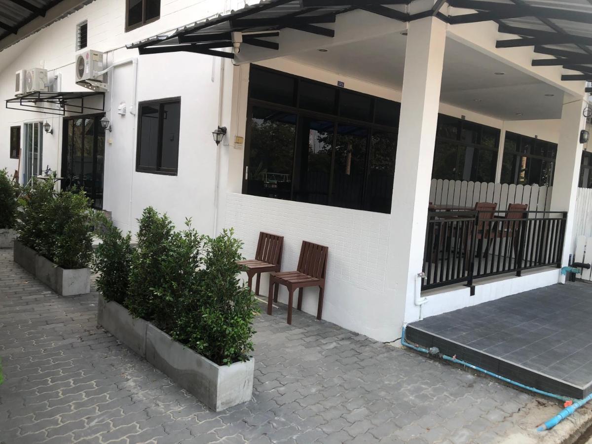Bluemoon 5 Minutes Walk To The Beach Koh Samet Екстериор снимка